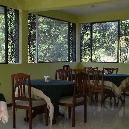 Green Woods Guest Kandy Ngoại thất bức ảnh