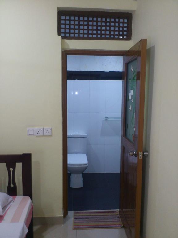 Green Woods Guest Kandy Phòng bức ảnh