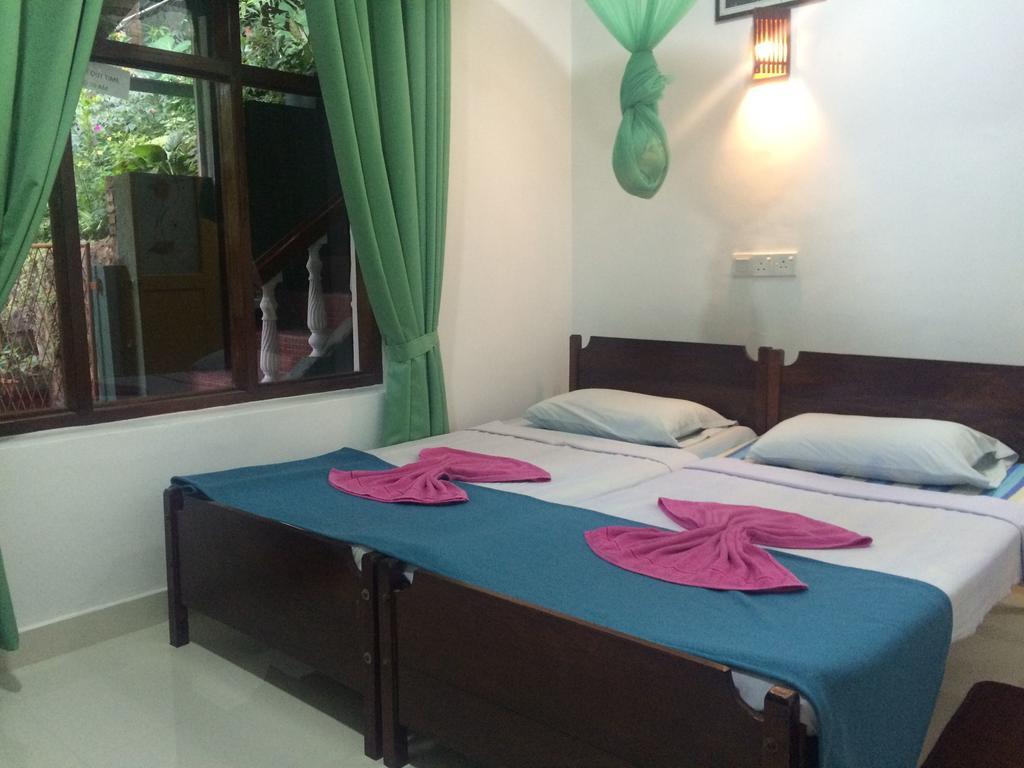 Green Woods Guest Kandy Ngoại thất bức ảnh