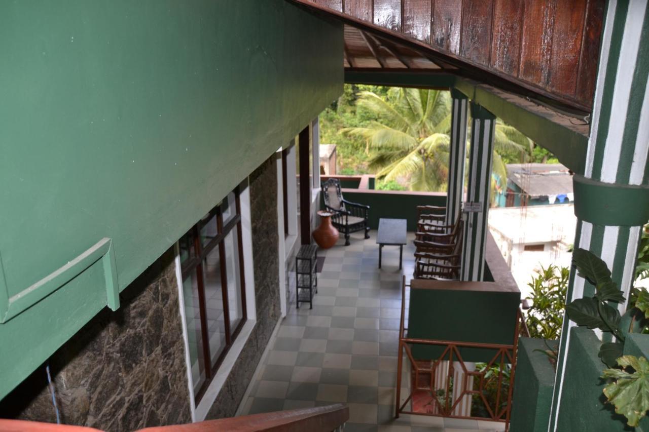 Green Woods Guest Kandy Ngoại thất bức ảnh